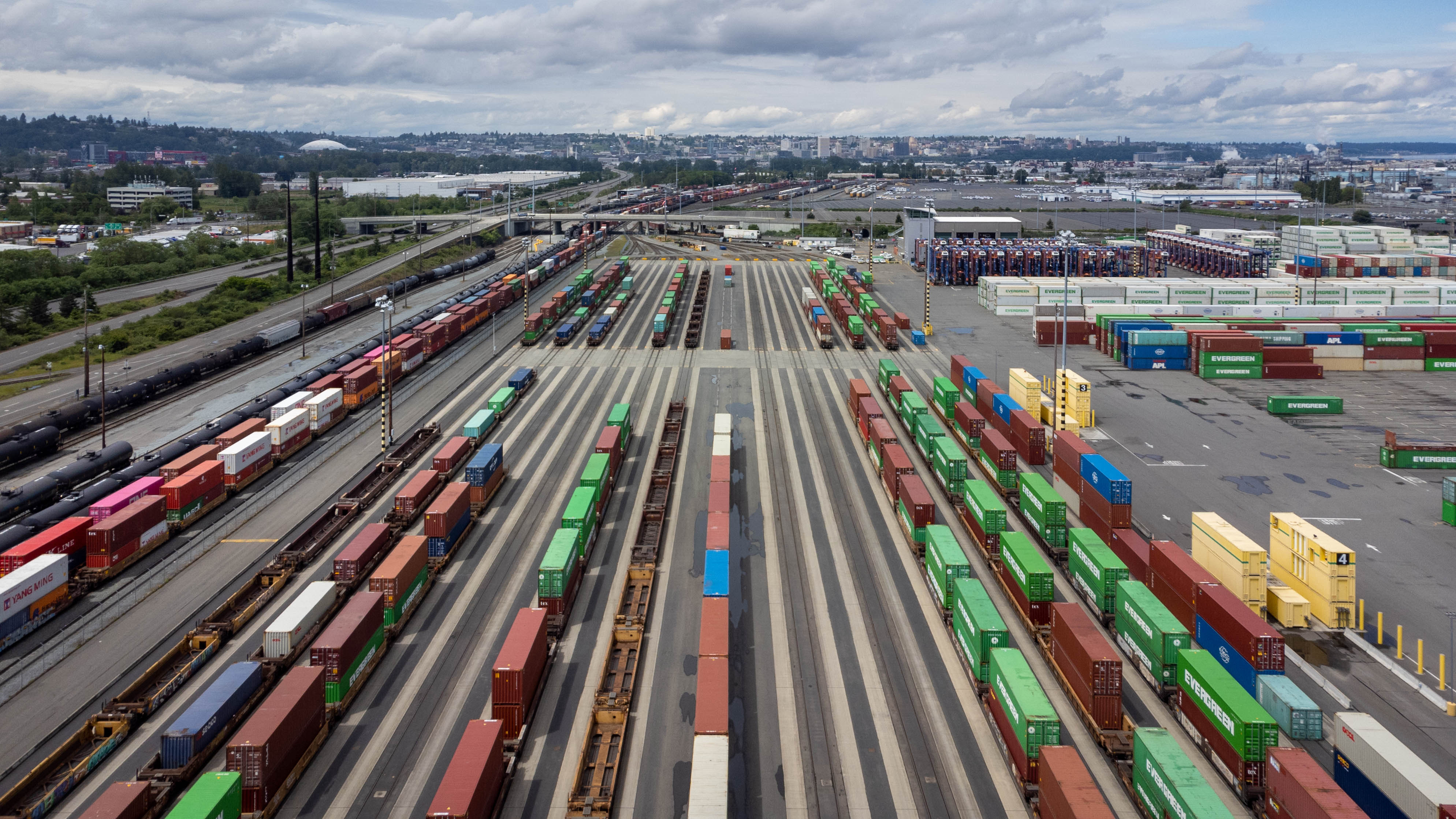 Tacoma rail yard with container train