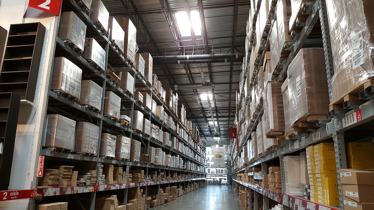 SP Logistics yard and warehouse in Kent, WA